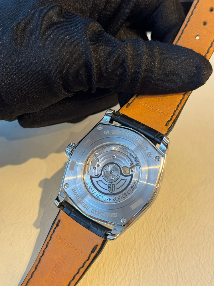 Roger Dubuis La Monégasque MG42-821-90-00